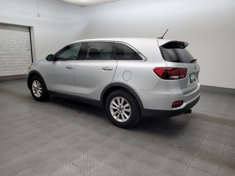 Used 2019 Kia Sorento AWD V6 image 3