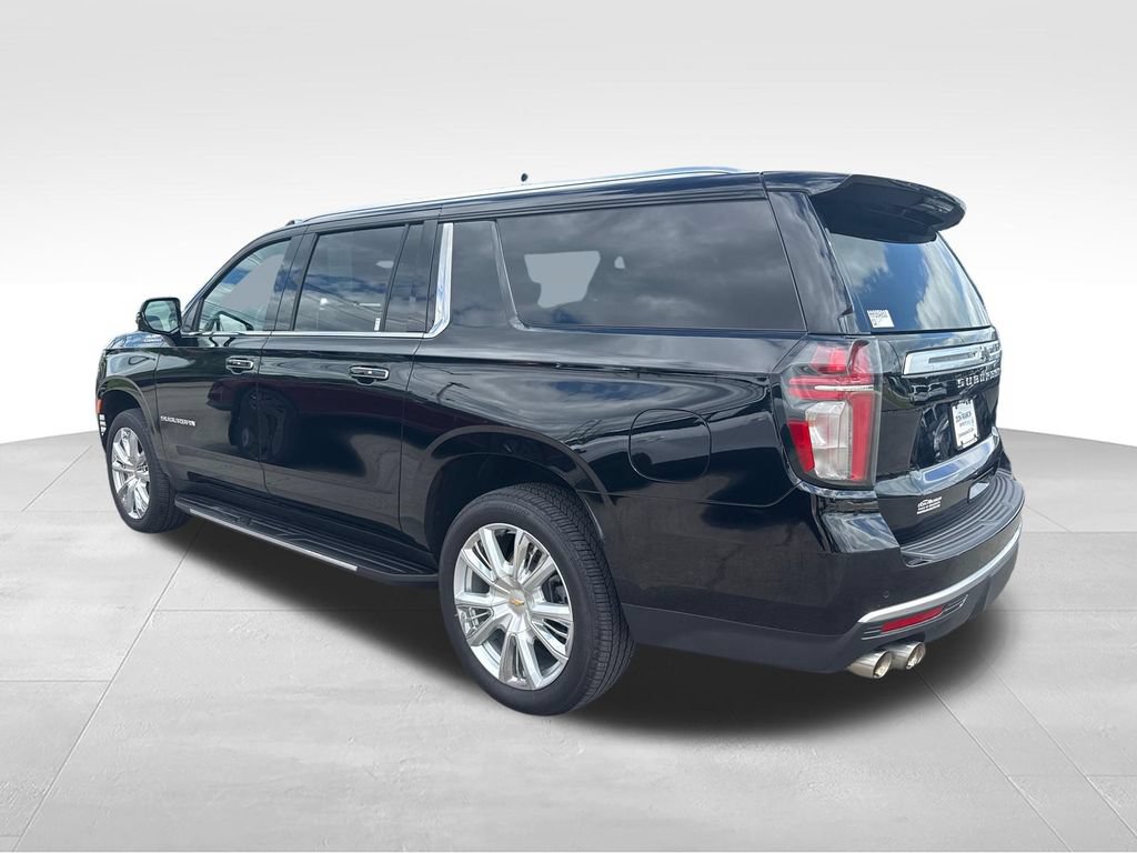 Used 2024 Chevrolet Suburban High Country AWD/4WD image 3