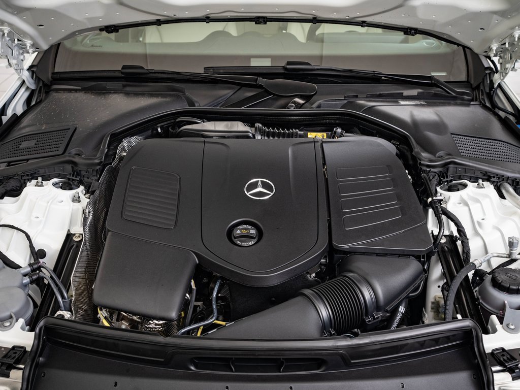 Used 2025 Mercedes-Benz C 300 4MATIC Sedan image 40