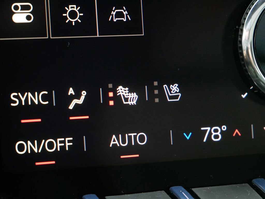 New 2026 GMC Acadia AT4 w/ Luxury Package image 27