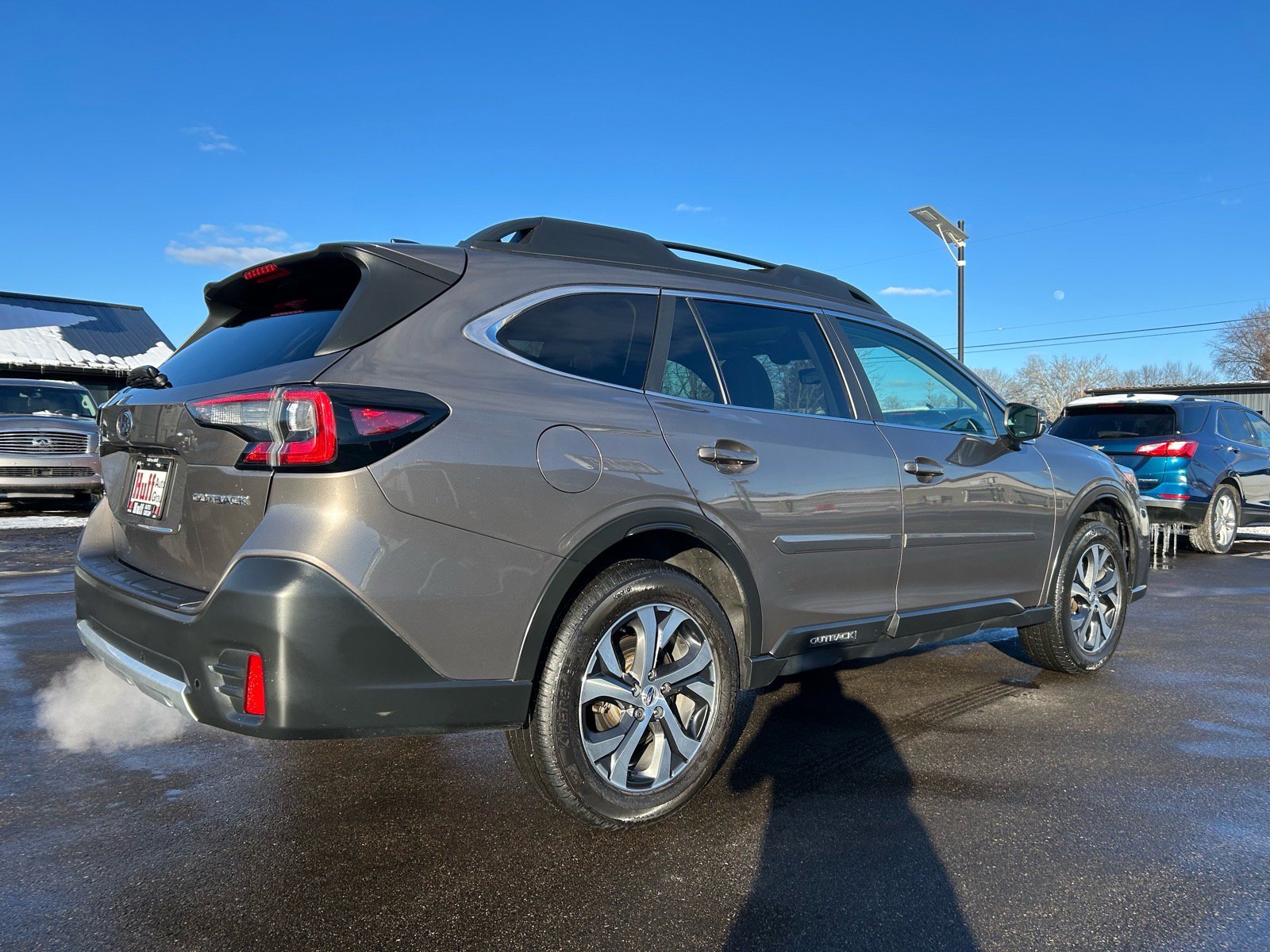 Used 2022 Subaru Outback Limited image 9