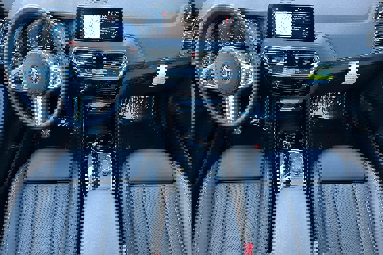 Certified 2023 BMW X3 sDrive30i w/ M Sport Package image 3