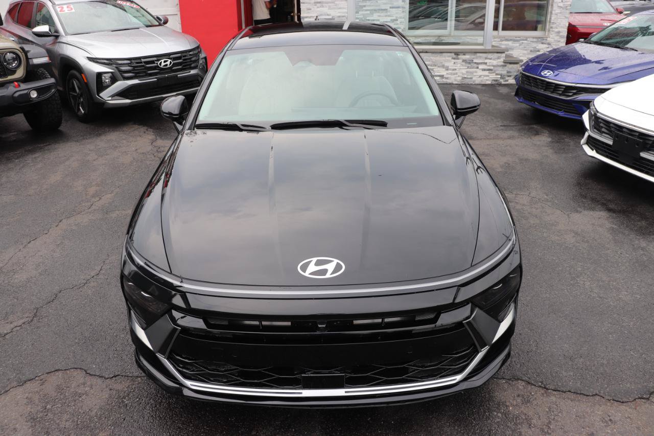 Used 2025 Hyundai Sonata SEL FWD image 9