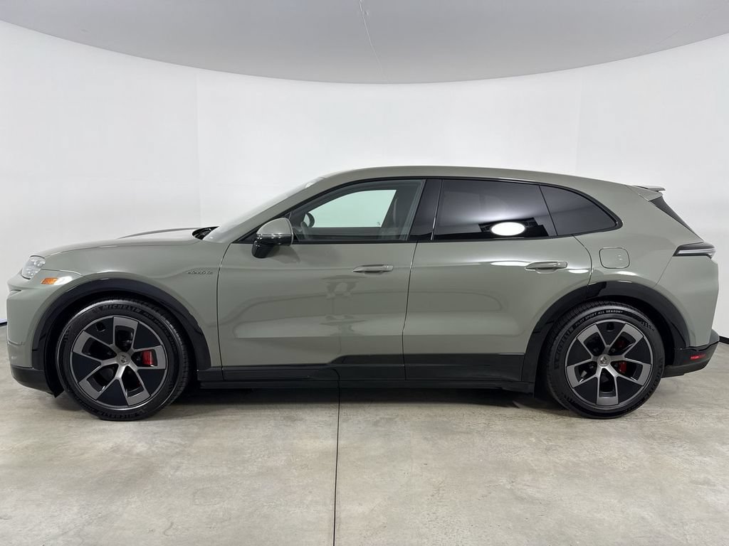 New 2026 Porsche Cayenne Turbo AWD/4WD image 2