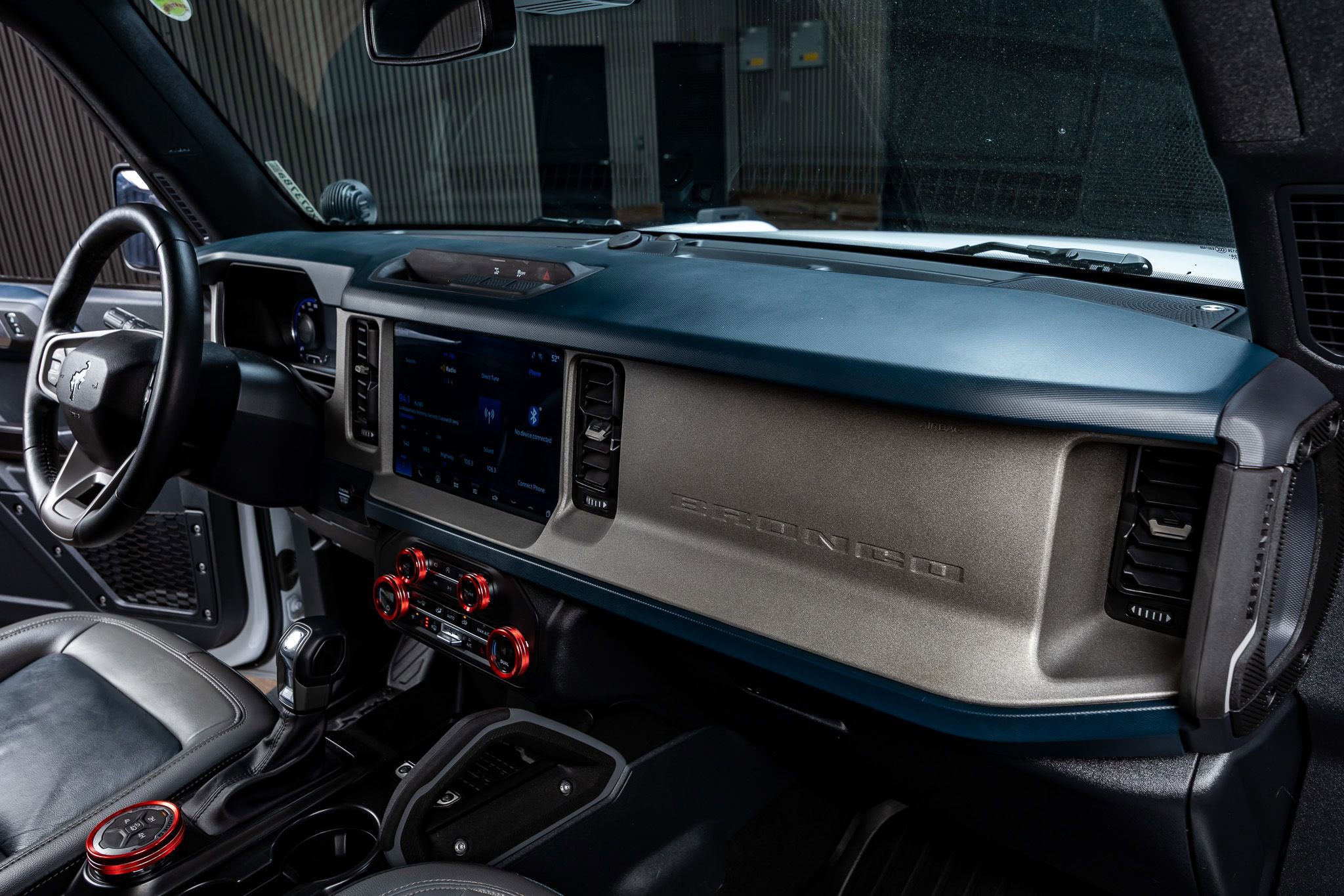 Used 2024 Ford Bronco Outer Banks image 17