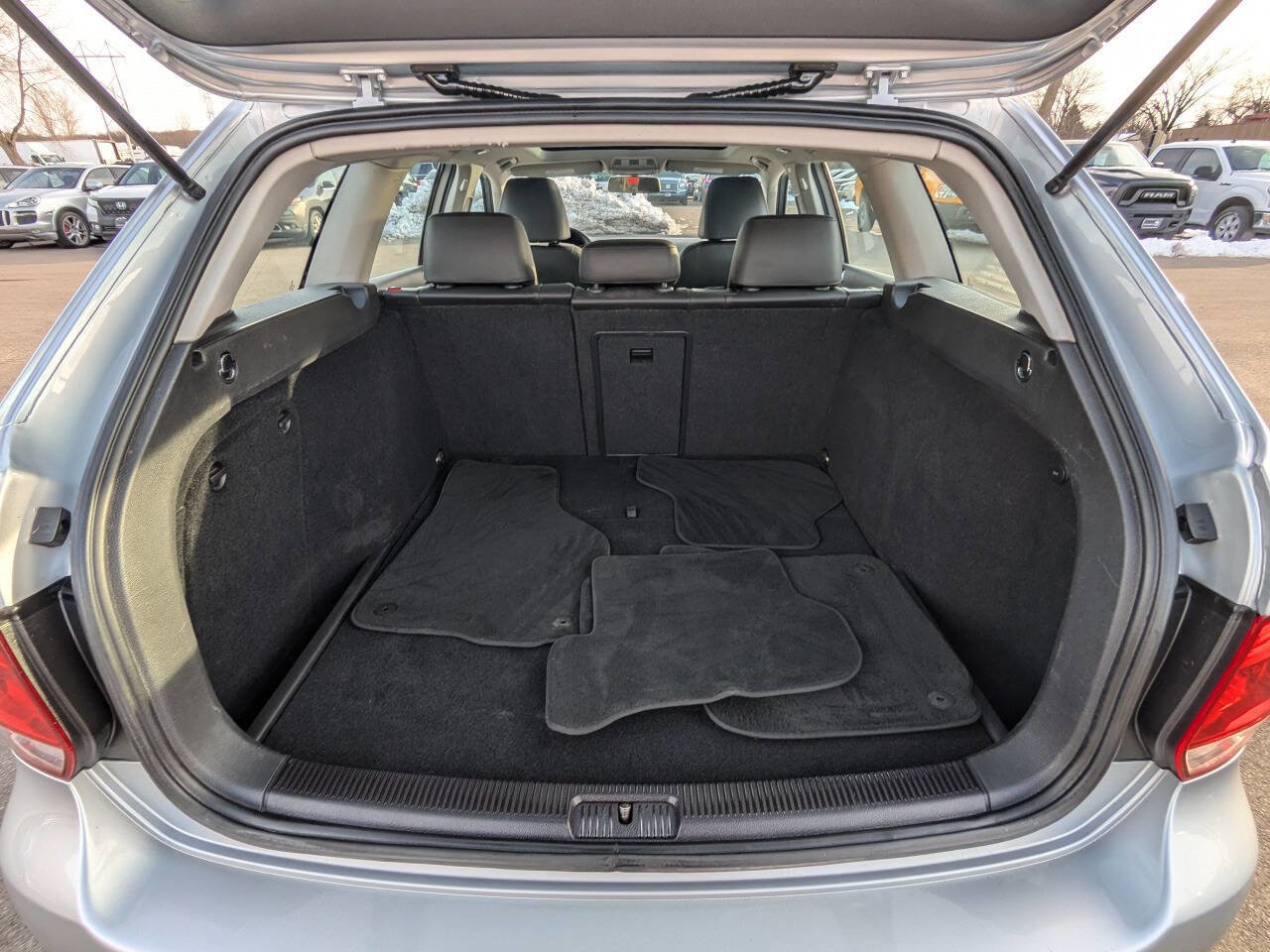 Used 2012 Volkswagen Jetta TDI image 24