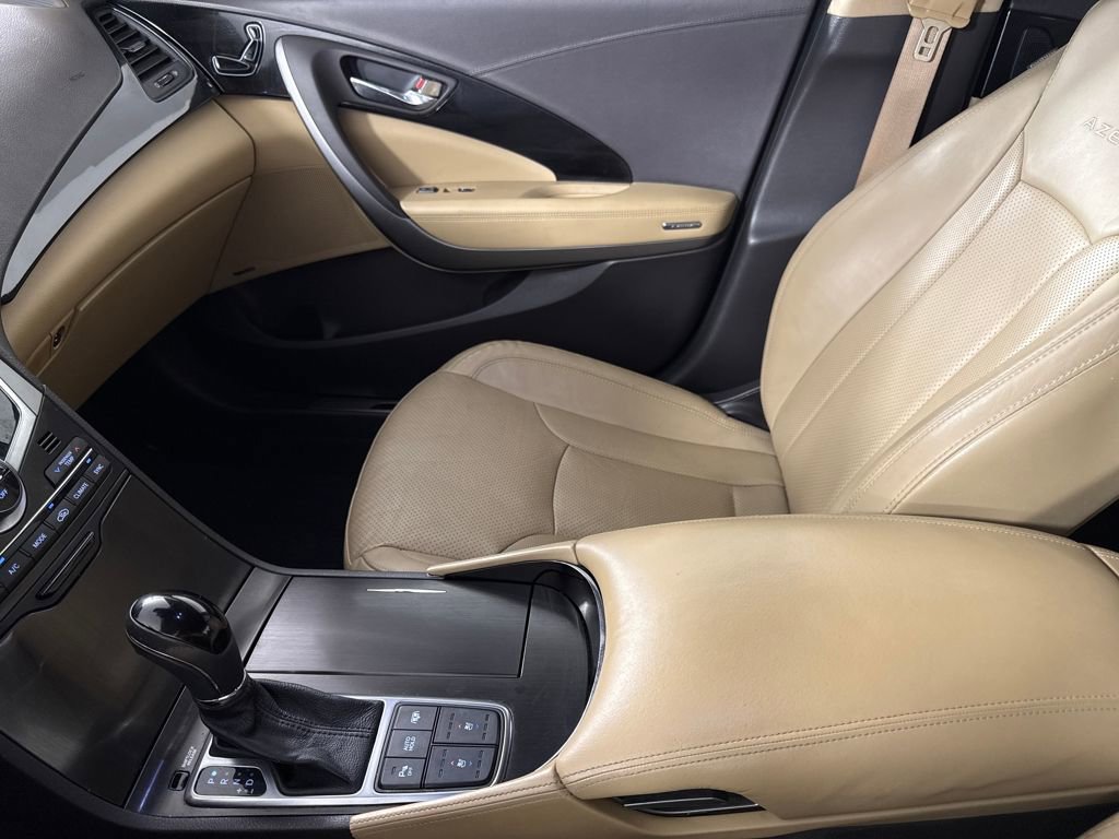 Used 2016 Hyundai Azera Limited image 21