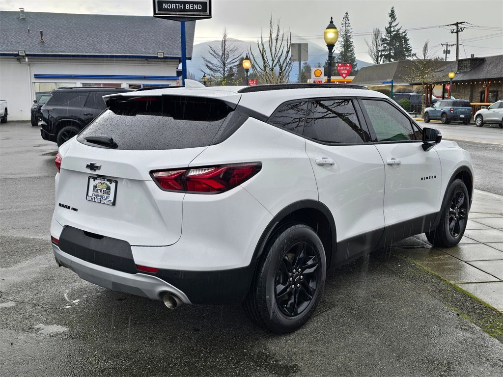 Used 2021 Chevrolet Blazer LT w/ Midnight/Sport Edition image 6