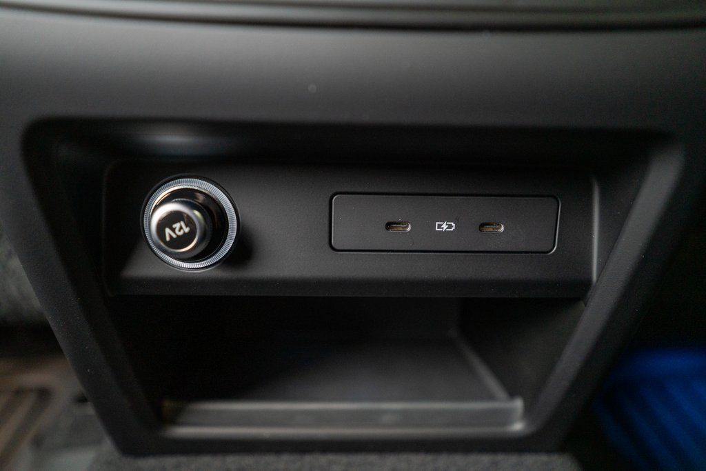 New 2025 Porsche Cayenne AWD/4WD image 37