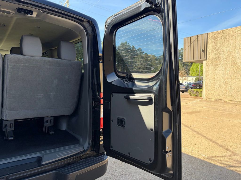 Used 2018 Nissan NV 3500 S image 36