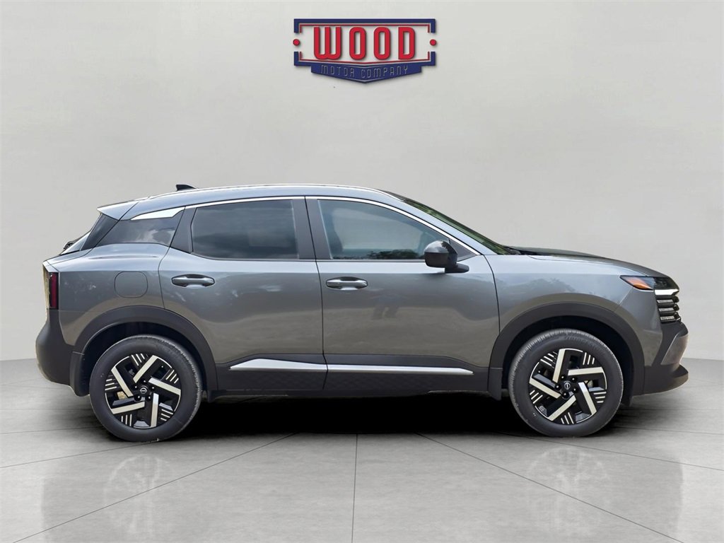 New 2026 Nissan Kicks SV image 2