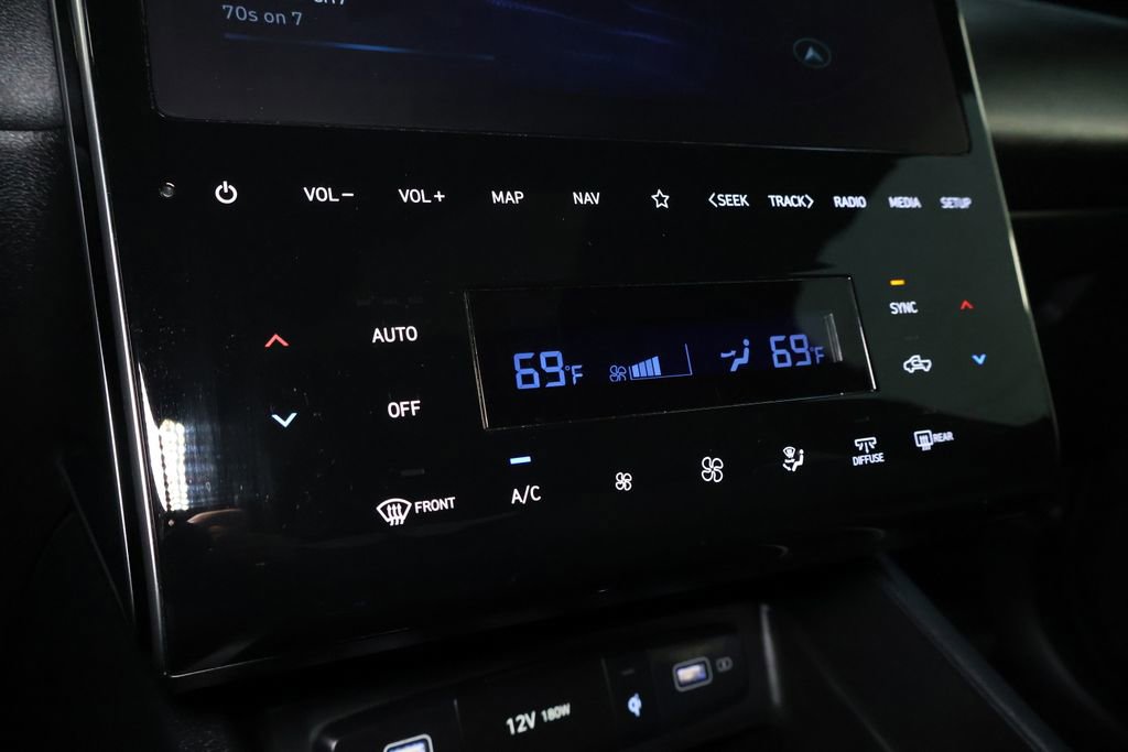 Used 2024 Hyundai Santa Cruz SEL w/ Activity Package image 32