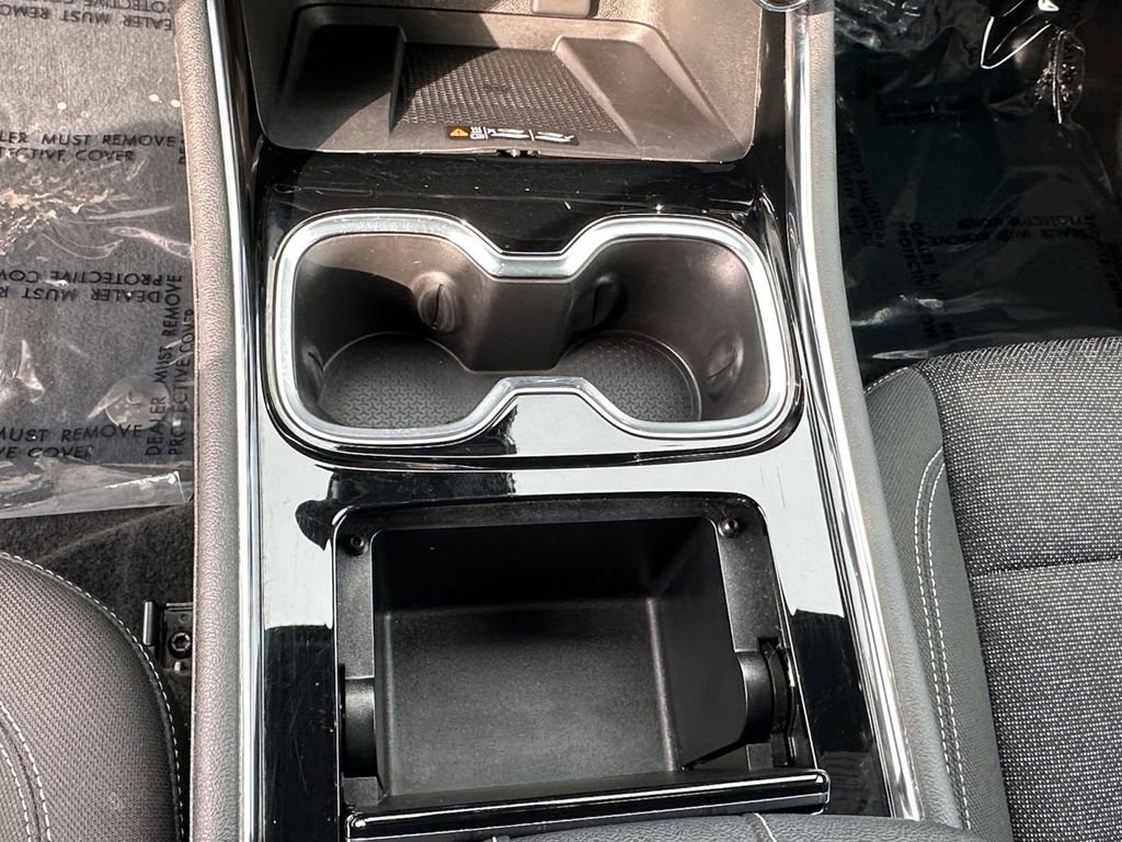 Used 2024 Chevrolet Traverse LT image 29