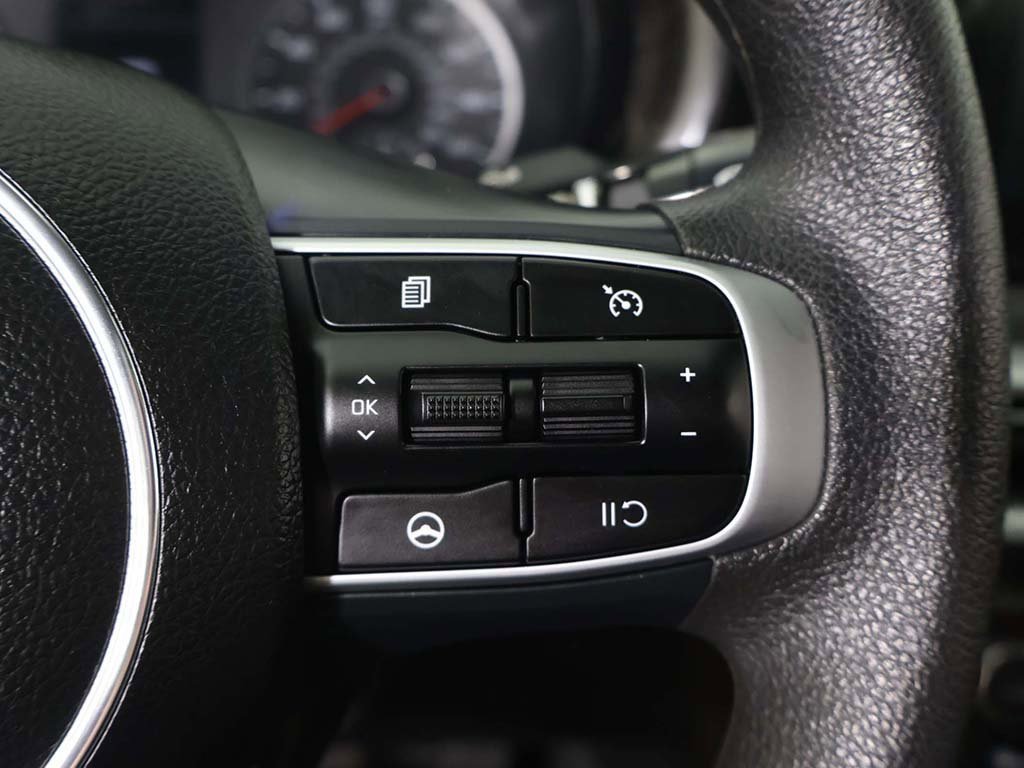 Used 2024 Kia K5 LXS image 40