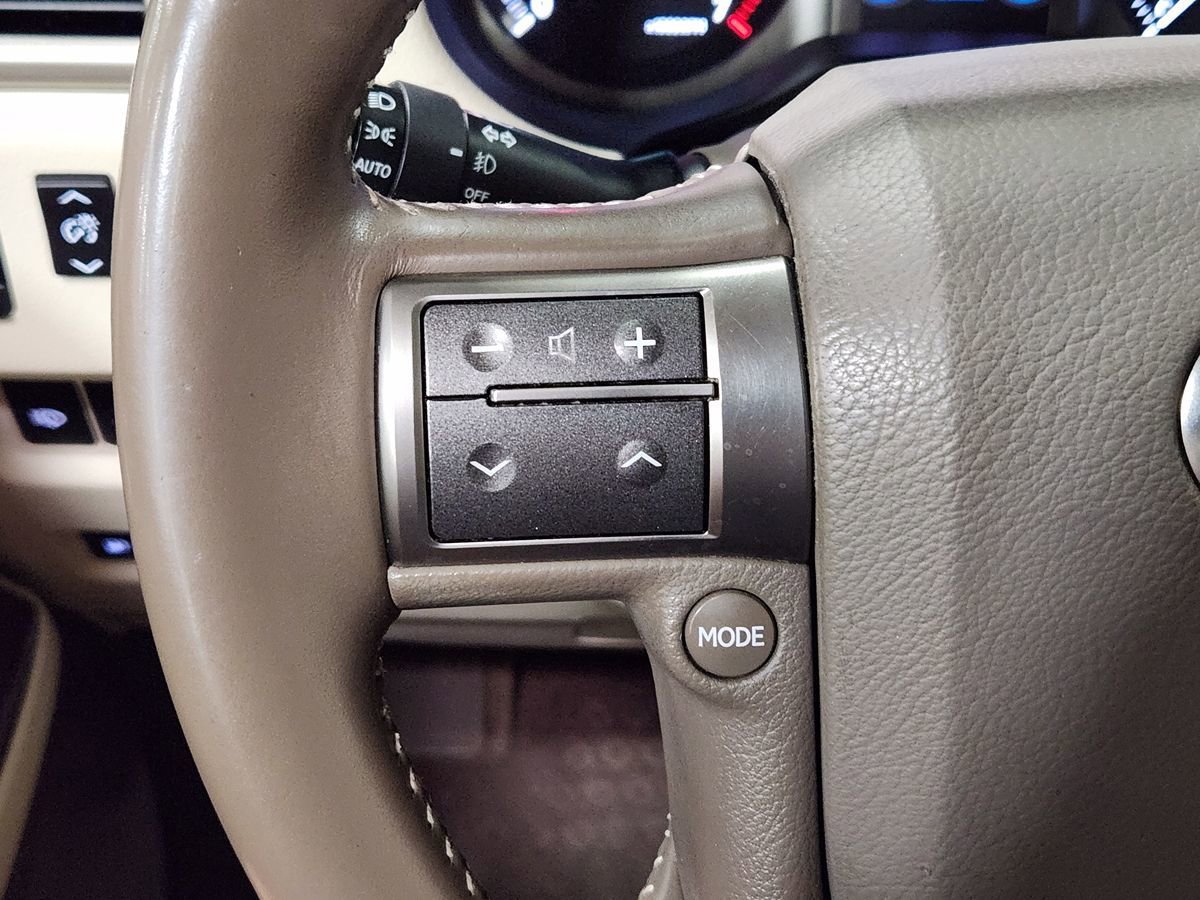Used 2015 Lexus GX 460 w/ Premium Package image 48
