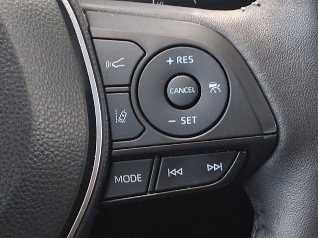 Used 2024 Toyota RAV4 XLE image 22