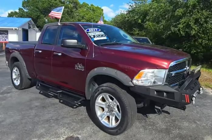 Used 2017 RAM 1500 Classic SLT AWD/4WD video 1