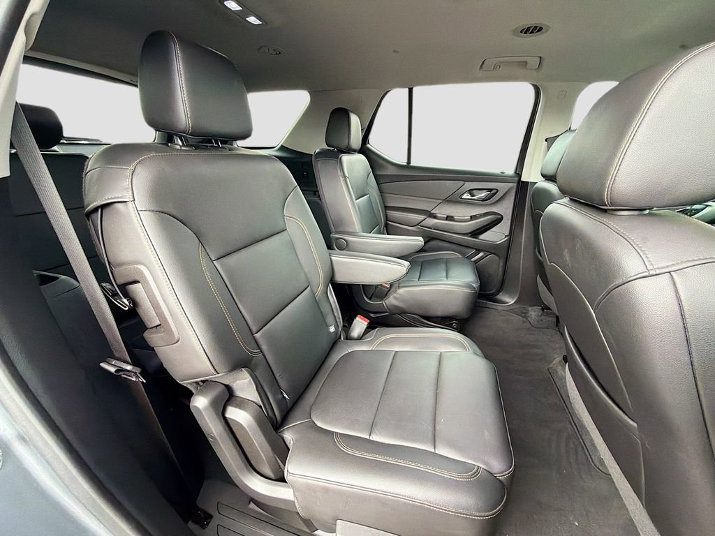 Used 2020 Chevrolet Traverse RS w/ LPO, Floor Liner Package image 29