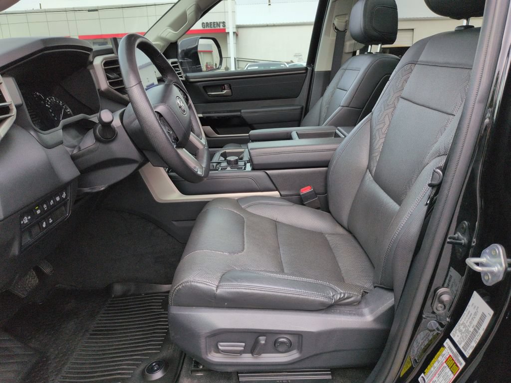 Used 2023 Toyota Tundra Limited AWD/4WD image 9