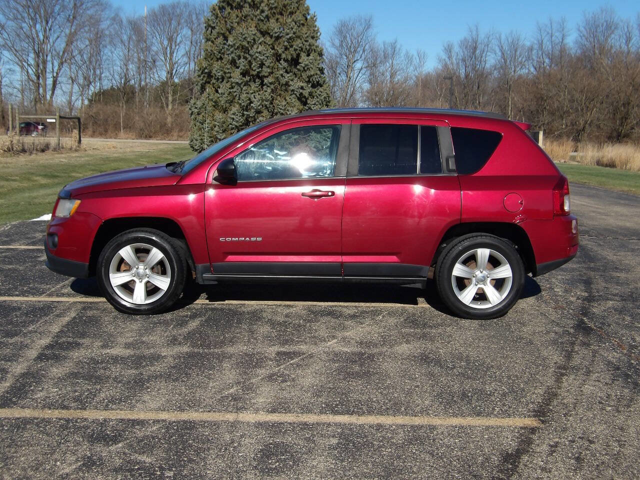 Used 2012 Jeep Compass Latitude w/ Sun/Sound Group image 10