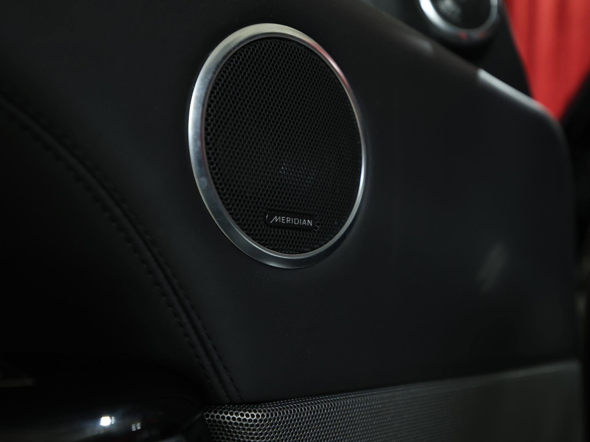 Used 2019 Land Rover Range Rover Sport HST image 25