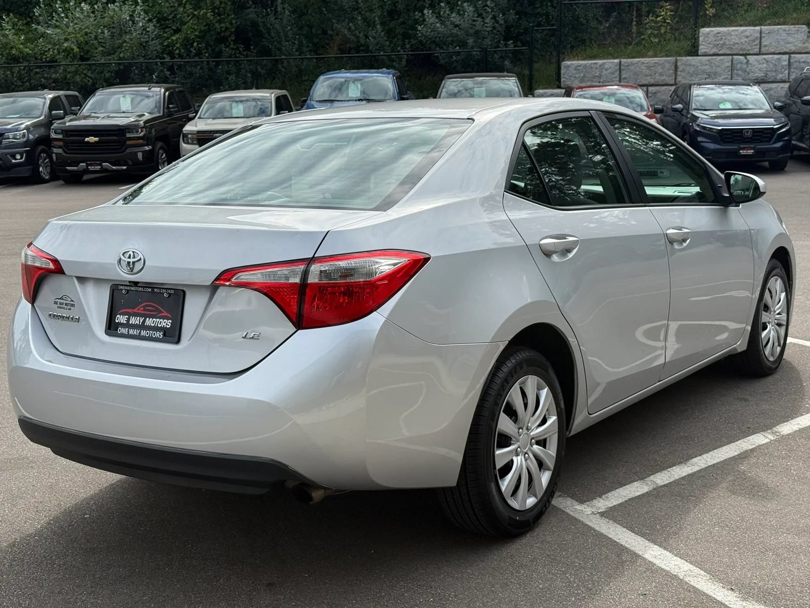 Used 2014 Toyota Corolla LE FWD image 5