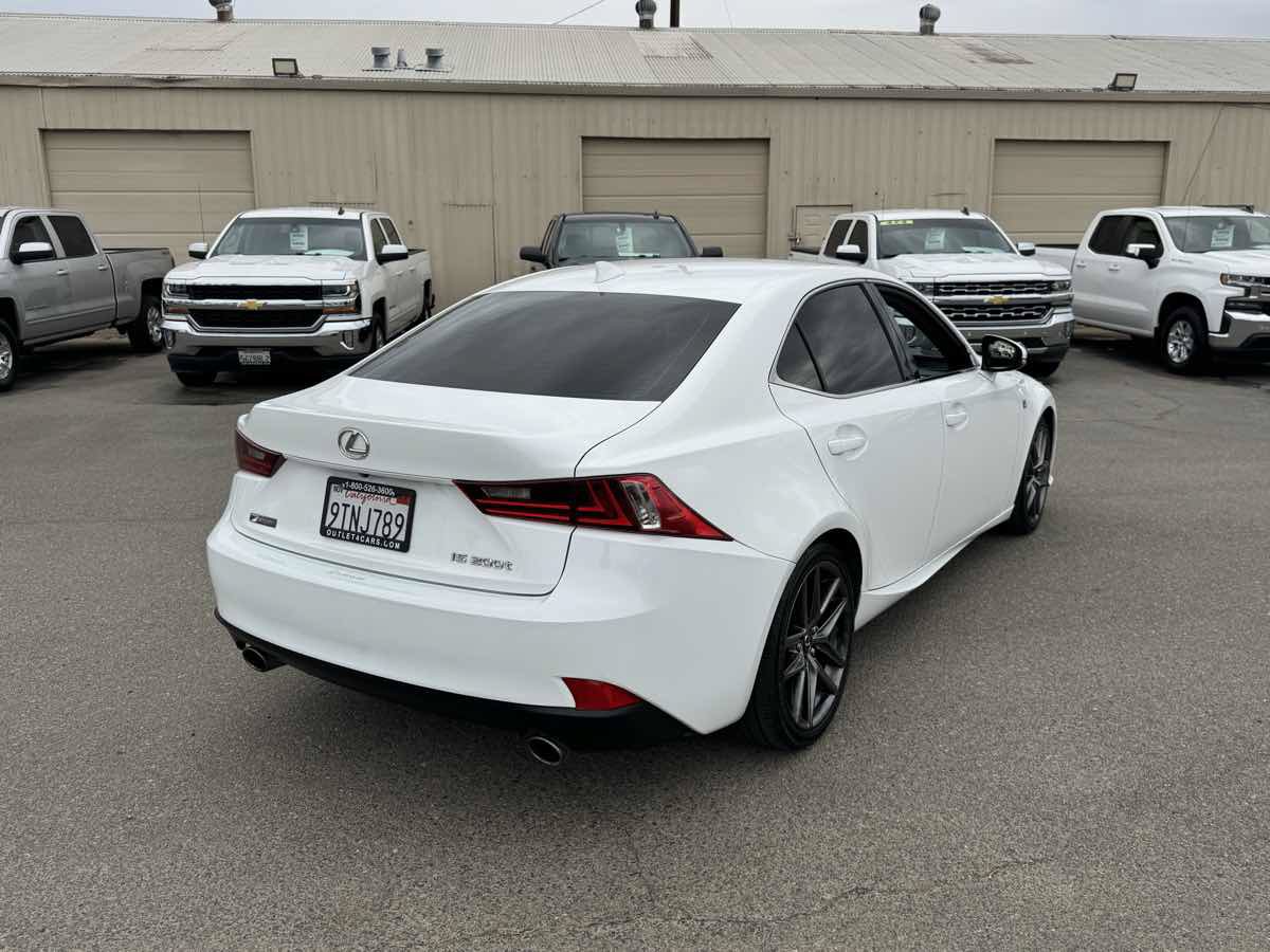 Used 2016 Lexus IS 200t w/ F Sport Package RWD image 10