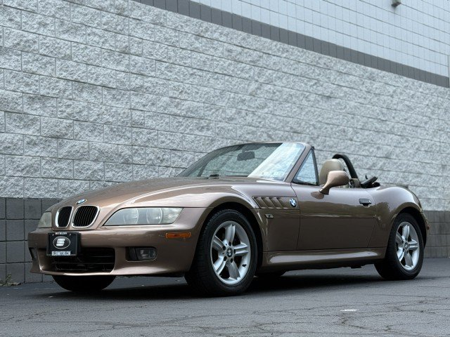 Used 2000 BMW Z3 2.5i RWD image 1