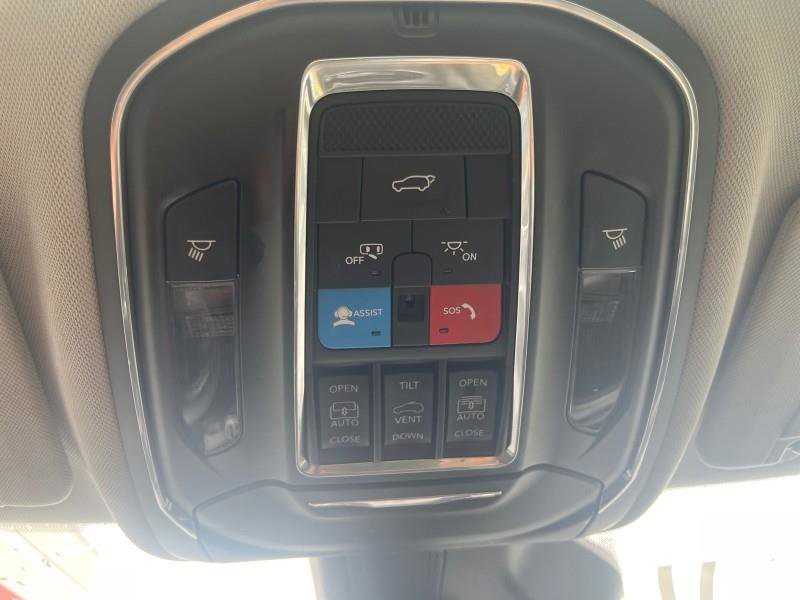 Used 2024 Jeep Grand Cherokee Limited 4xe image 17