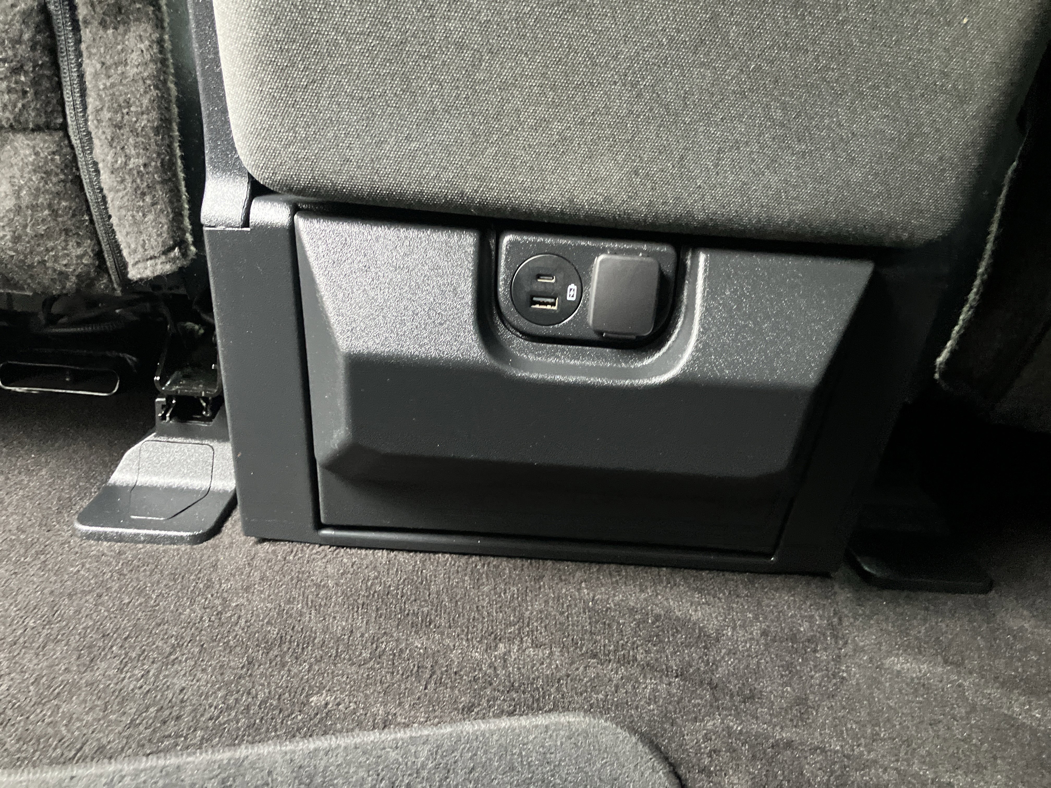 Certified 2021 Ford F150 XLT w/ Equipment Group 302A High image 17