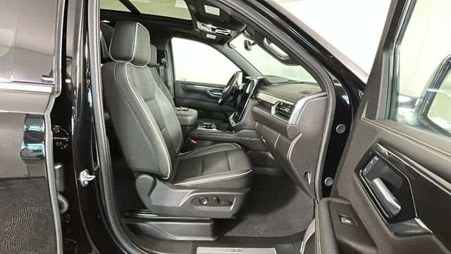 New 2026 GMC Yukon XL Elevation w/ Elevation Premium Package AWD/4WD image 30