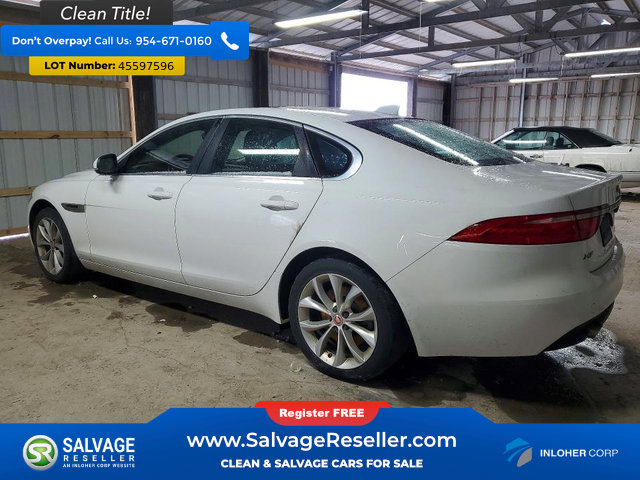 Used 2019 Jaguar XF Premium image 3