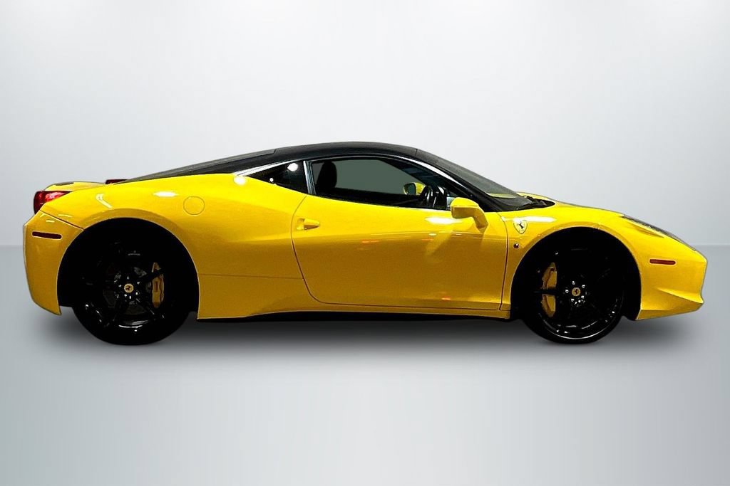 Used 2013 Ferrari 458 Italia Coupe RWD image 4