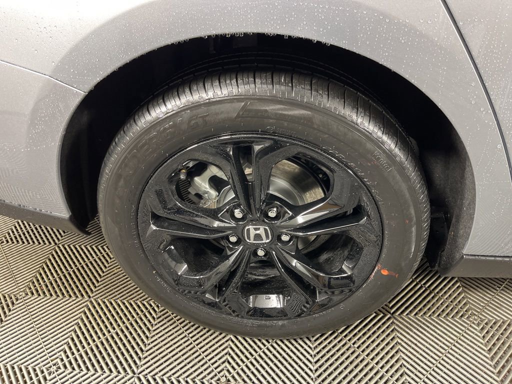 New 2025 Honda Accord SE image 11