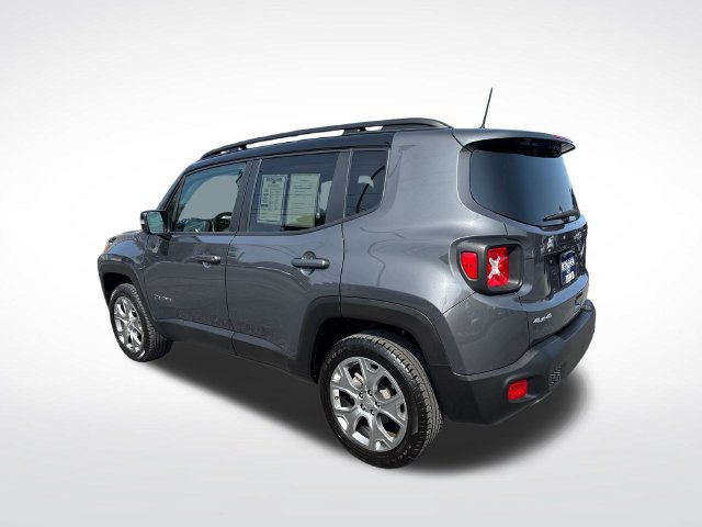 Used 2023 Jeep Renegade Limited w/ Sun/Sound Group AWD/4WD image 3