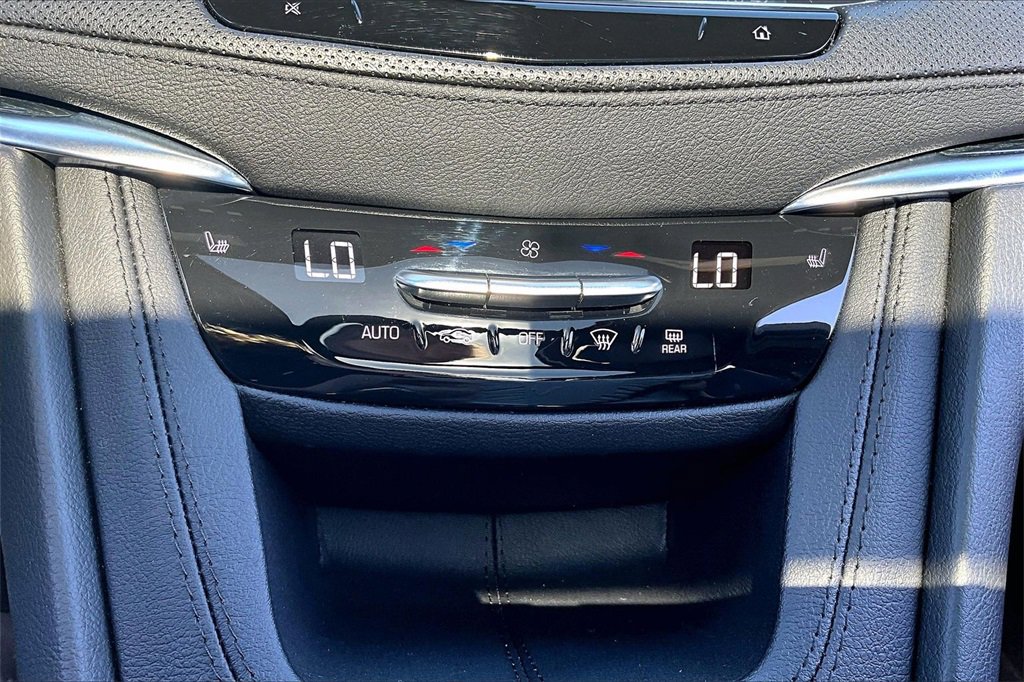 Certified 2025 Cadillac XT5 Premium Luxury image 24