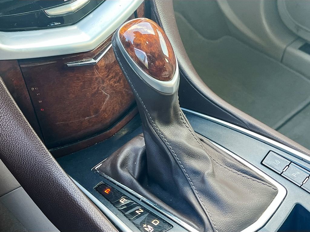 Used 2016 Cadillac SRX Luxury w/ Driver Awareness Package image 16