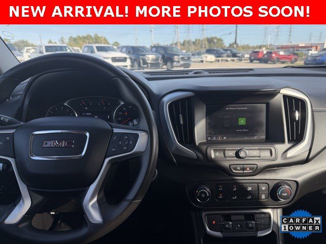 Used 2024 GMC Terrain SLE image 13
