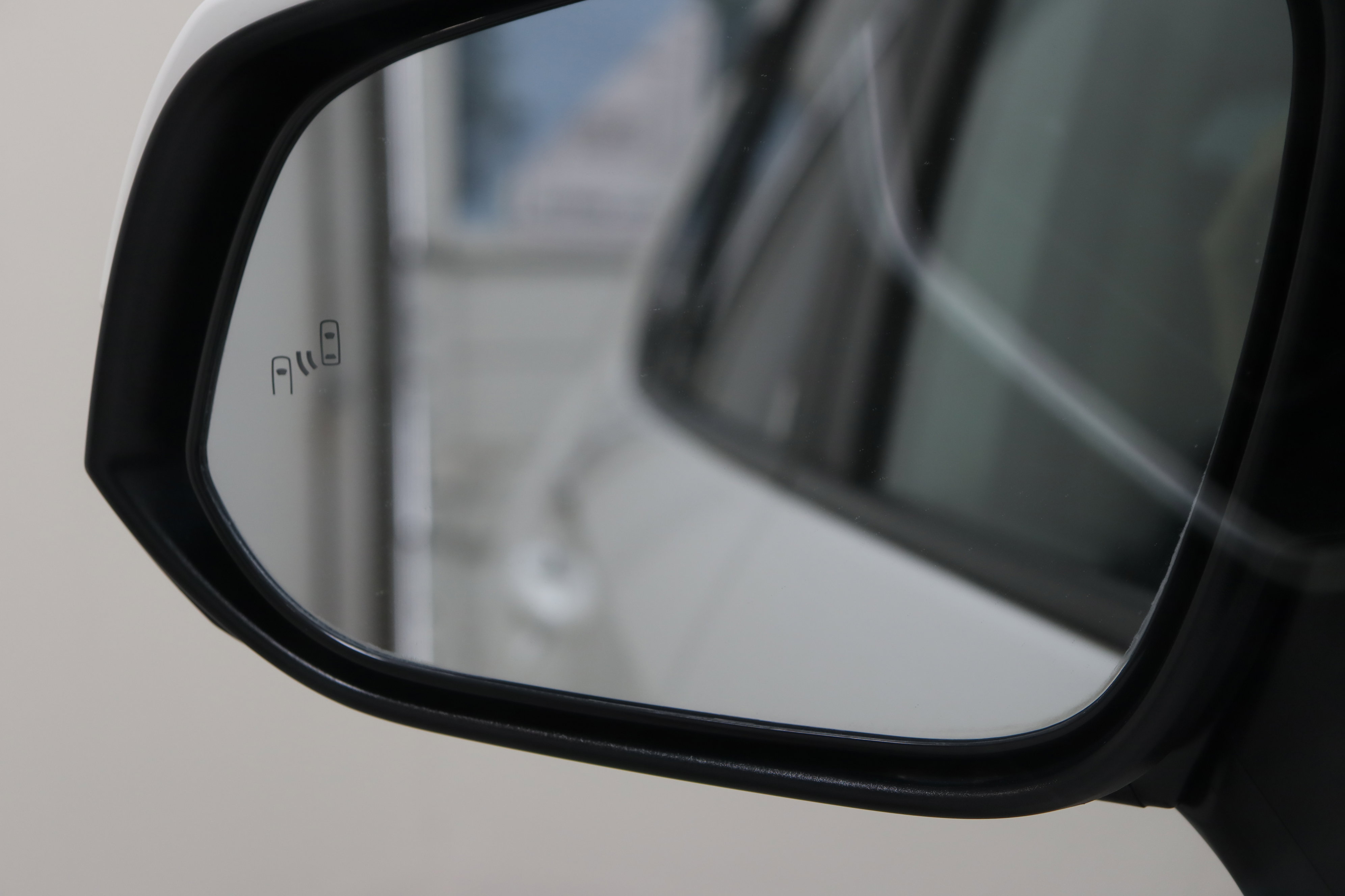 Certified 2025 Toyota RAV4 XLE FWD image 21