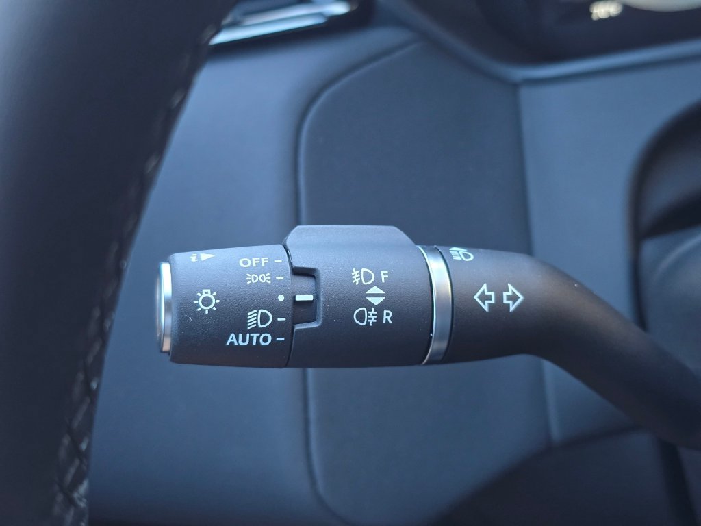 New 2026 Land Rover Range Rover Velar Belgravia AWD/4WD image 27
