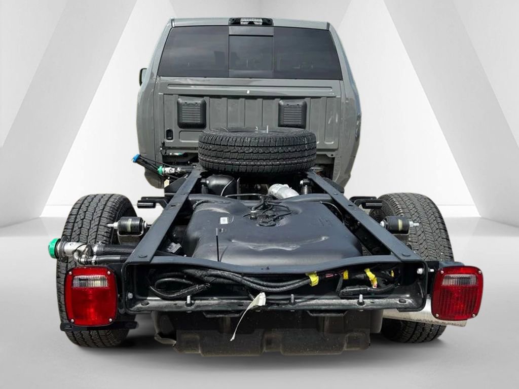 New 2026 RAM 3500 Tradesman AWD/4WD image 6
