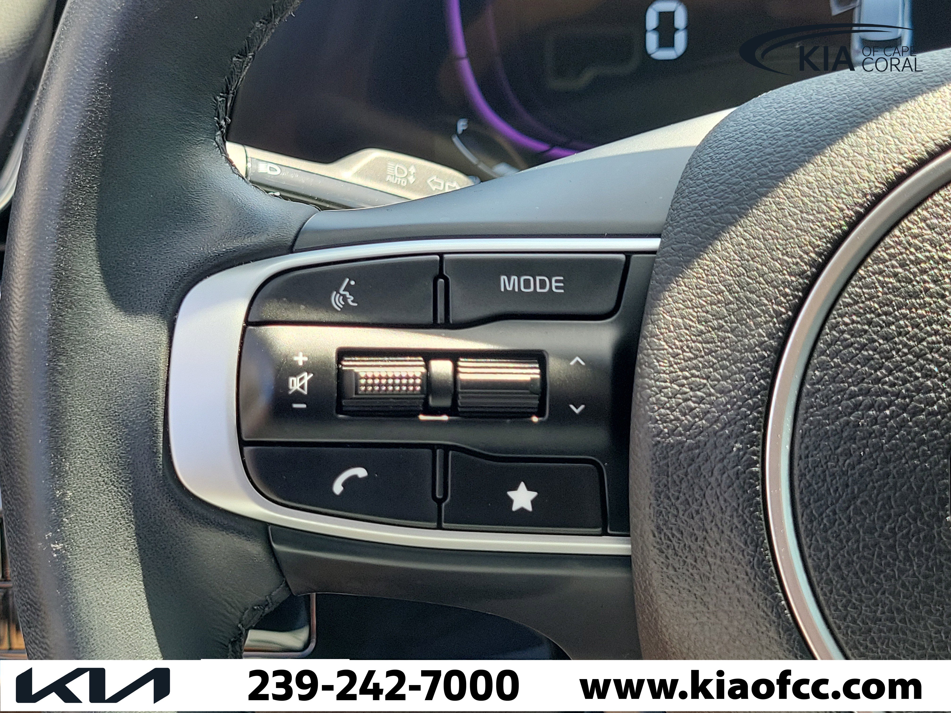 Certified 2025 Kia Sportage EX w/ Premium Package image 24