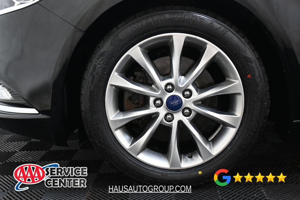 Used 2017 Ford Fusion Energi Titanium FWD image 35