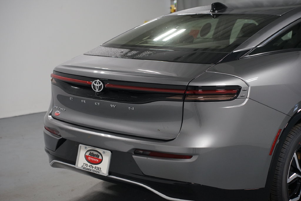 New 2027 Toyota Crown AWD/4WD image 9
