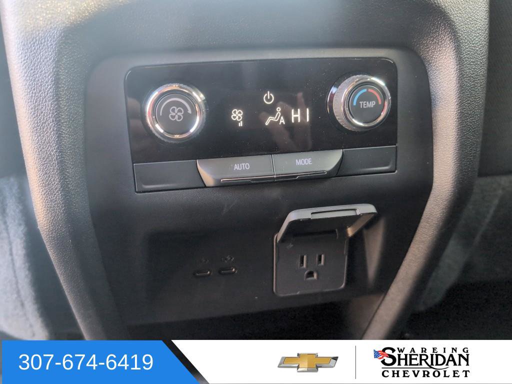 Used 2024 Chevrolet Traverse LT w/ LPO, Floor Liner Package image 27