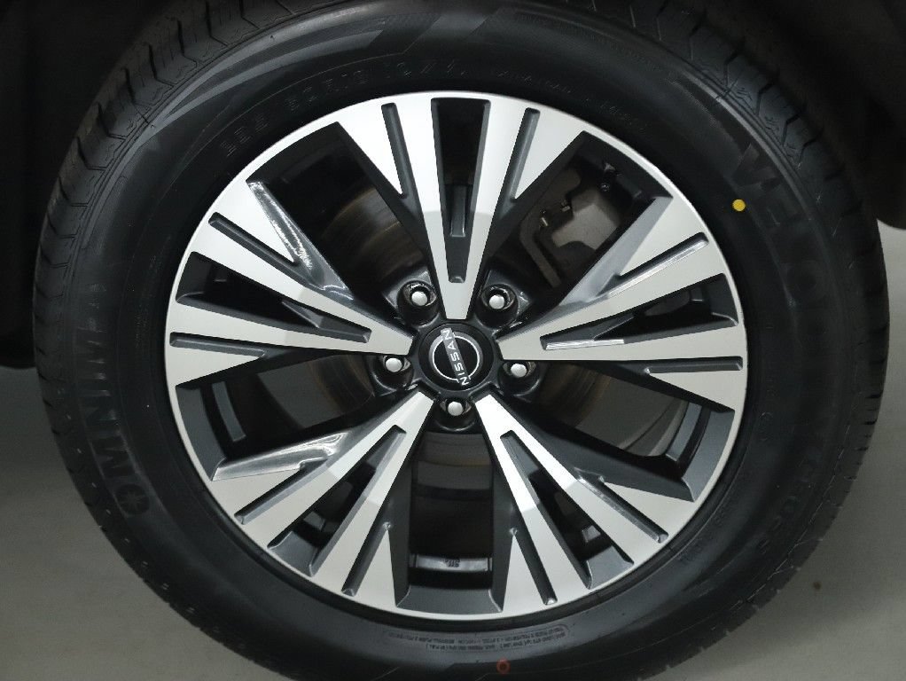 Certified 2023 Nissan Rogue SV AWD/4WD image 39