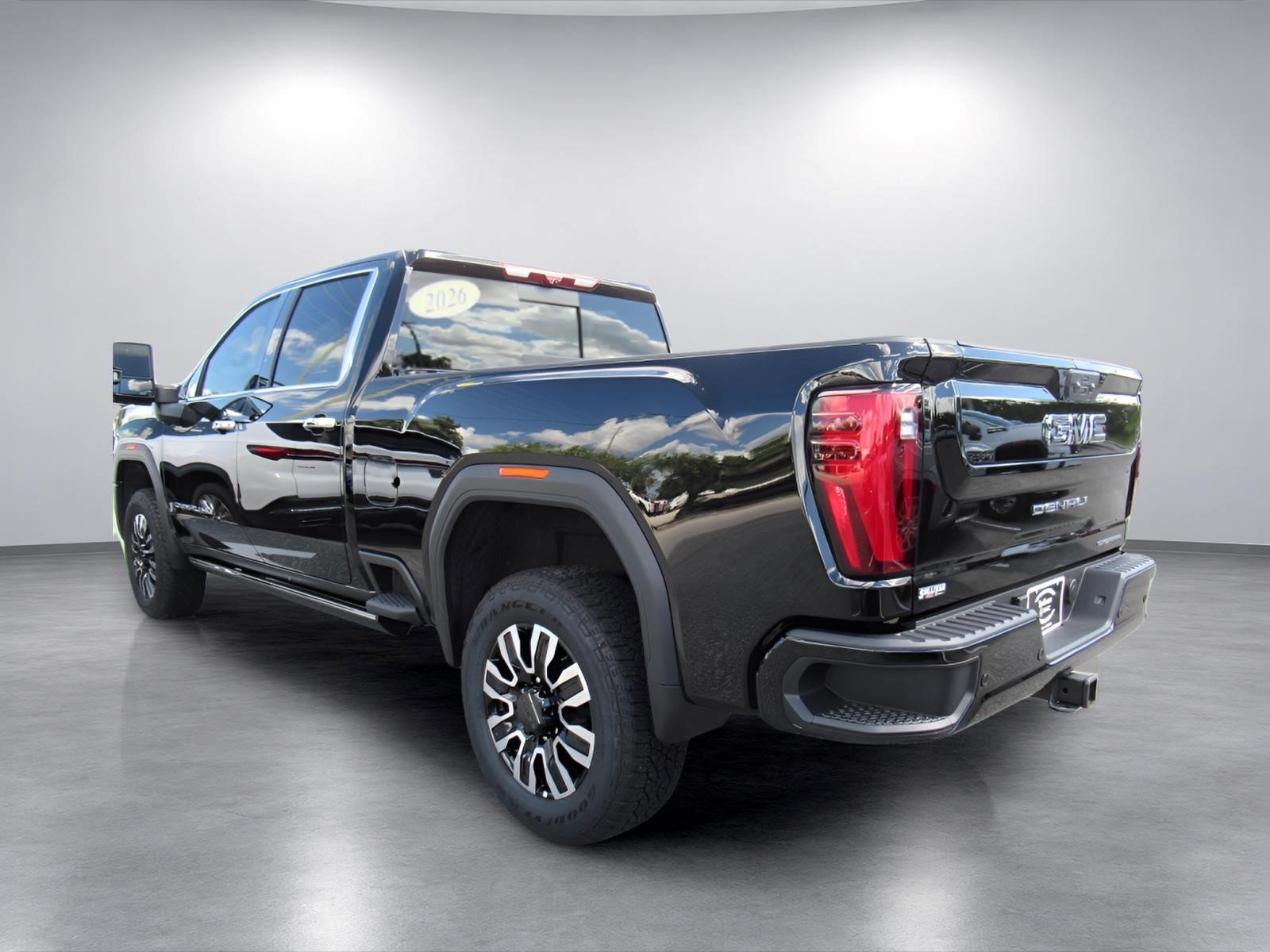 Used 2026 GMC Sierra 2500 Denali Ultimate w/ Max Trailering Package AWD/4WD image 5