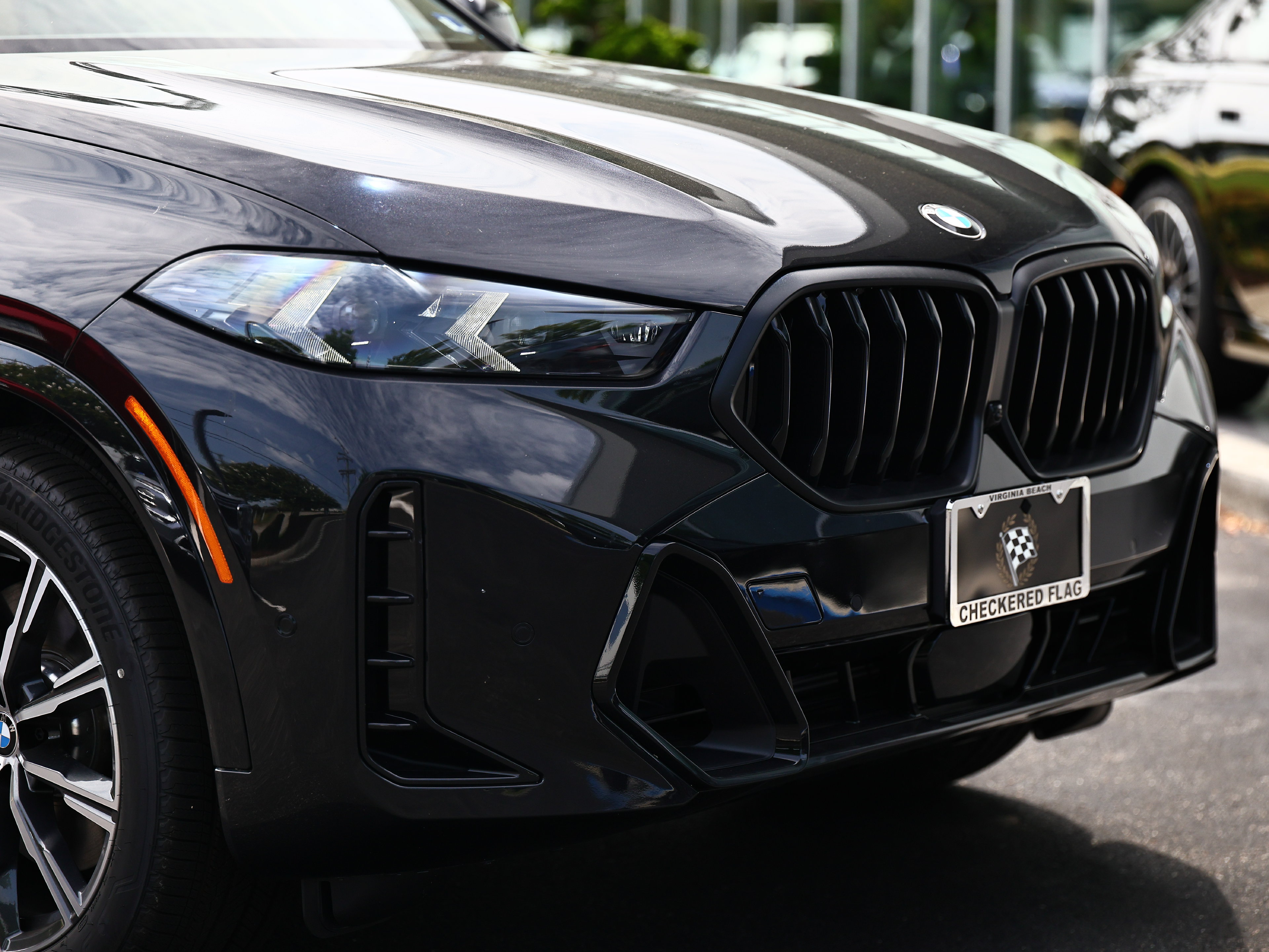 New 2027 BMW X6 xDrive40i AWD/4WD image 2