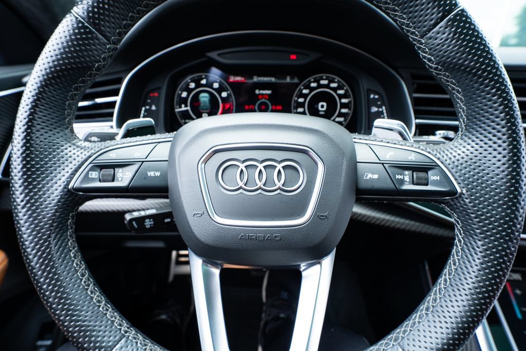 Used 2022 Audi RS Q8 w/ Carbon Optic Package AWD/4WD image 36