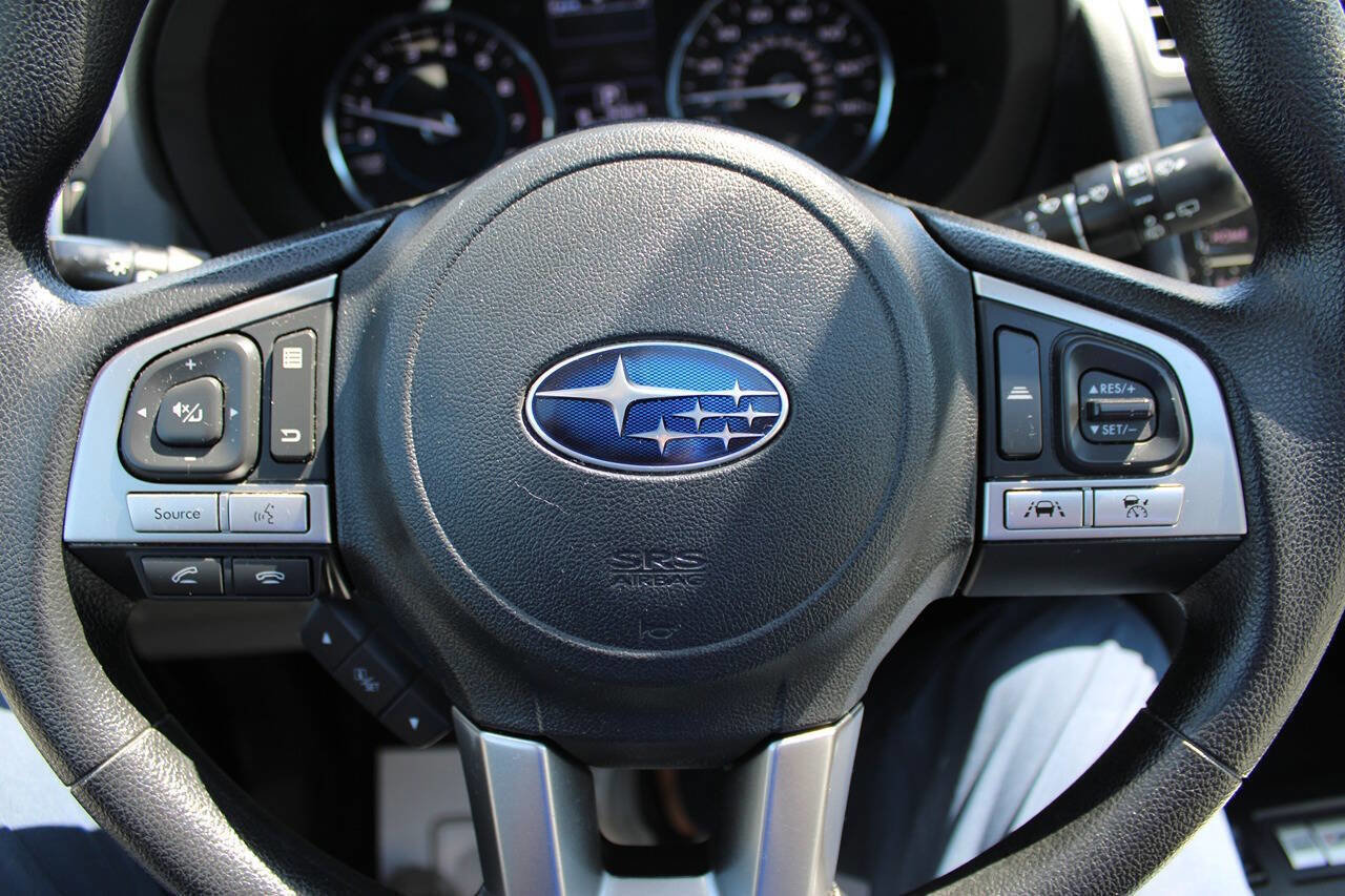 Used 2017 Subaru Forester 2.5i Premium image 19